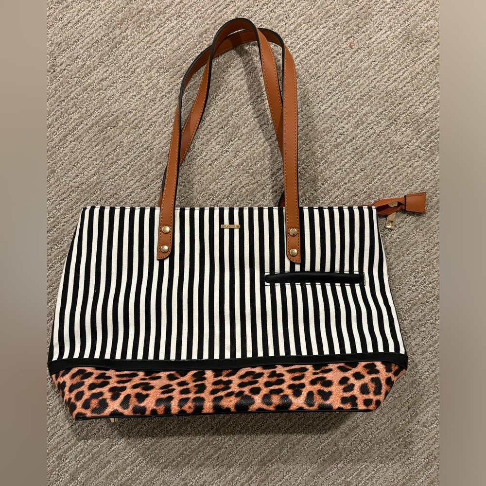 Lovevook 15” shoulder bag tote, black/white stripe, leopard print